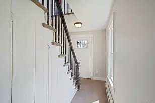 5528 Sound Ave, Riverhead, NY 11901 - Photo 18