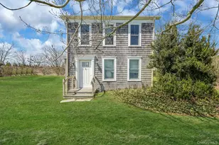 5528 Sound Ave, Riverhead, NY 11901 - Photo 2