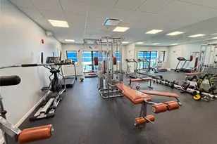 141 Cambridge Dr E, Copiague, NY 11726 - Photo 26