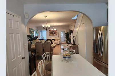 7711 64th Lane, Glendale, NY 11385 - Photo 4