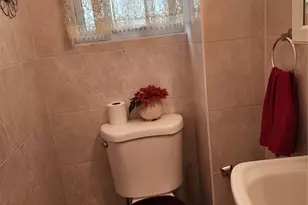 77-11 64th Ln, Glendale, NY 11385 - Photo 8