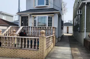 77-11 64th Ln, Glendale, NY 11385 - Photo 2