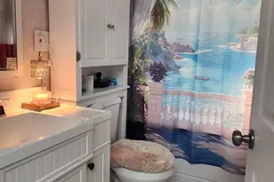 77-11 64th Ln, Glendale, NY 11385 - Photo 16