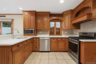 28 High Ridge Rd, Monroe, NY 10950 - Photo 8
