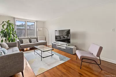 67-30 Dartmouth Street #2H, Flushing, NY 11375 - Photo 2