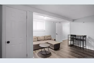 320 E 235th Street, Bronx, NY 10470 - Photo 20