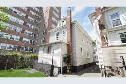 320 E 235th Street, Bronx, NY 10470 - Photo 24