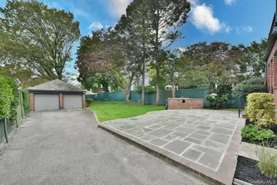 85-35 Edgerton Boulevard, Jamaica, NY 11432 - Photo 36