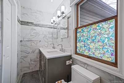 11 Nehring Avenue, Babylon, NY 11702 - Photo 14