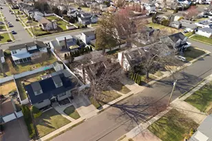 332 1st Ave, Massapequa Park, NY 11762 - Photo 32