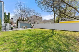 44 Sprague Rd, Scarsdale, NY 10583 - Photo 32