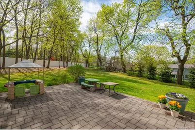 8 Fairlawn Parkway, Rye Brook, NY 10573 - Photo 20