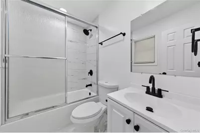 45 Oak Avenue, Shirley, NY 11967 - Photo 16