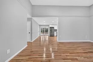 45 Oak Ave, Shirley, NY 11967 - Photo 8