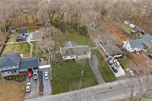 45 Oak Ave, Shirley, NY 11967 - Photo 40