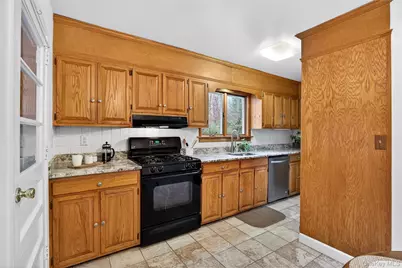 107 Whittier Drive, Thornwood, NY 10594 - Photo 12