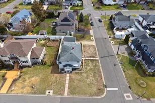 9 Cabot Rd W, Massapequa, NY 11758 - Photo 6