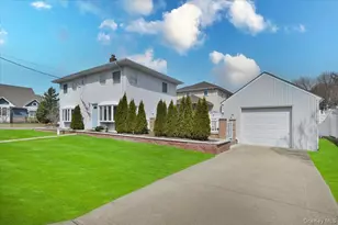 9 Cabot Rd W, Massapequa, NY 11758 - Photo 4