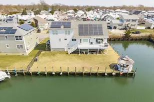 10 Delta Rd, Massapequa, NY 11758 - Photo 10