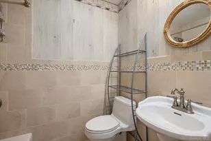 10 Delta Rd, Massapequa, NY 11758 - Photo 24