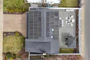 2635 S Seamans Neck Rd, Seaford, NY 11783 - Photo 36