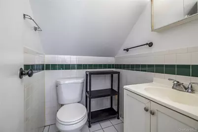 712 Nightingale Road, West Hempstead, NY 11552 - Photo 14