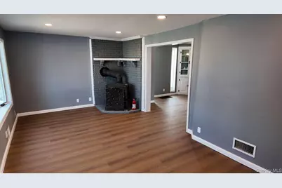 50 E Saint Marks Place, Valley Stream, NY 11580 - Photo 4