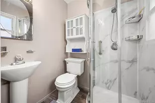 162-27 97th St, Howard Beach, NY 11414 - Photo 10