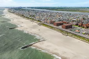 661 W Broadway, Long Beach, NY 11561 - Photo 34