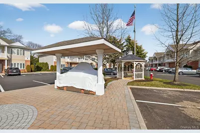 105 Francesca Way #105, Amityville, NY 11701 - Photo 26