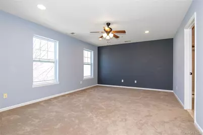 28 Lorien Place #4, Melville, NY 11747 - Photo 16