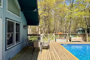 43B Old Squires Rd, Hampton Bays, NY 11946 - Photo 4