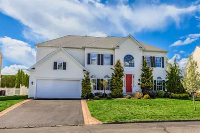 32 Avolet Court, Mount Sinai, NY 11766 - Photo 46