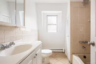 51 Southaven Ave, Medford, NY 11763 - Photo 16