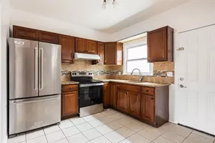 51 Southaven Ave, Medford, NY 11763 - Photo 4