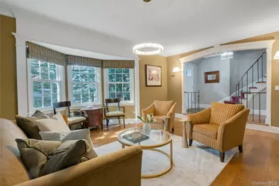 18 Knollwood Road, Eastchester, NY 10709 - Photo 6