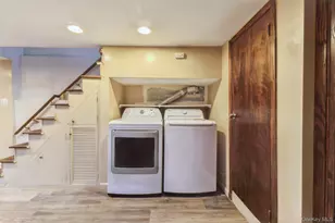 93-05 208th St, Queens Village, NY 11428 - Photo 20