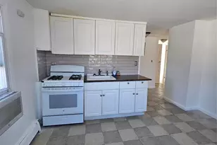 196 S Franklin St, Hempstead, NY 11550 - Photo 2