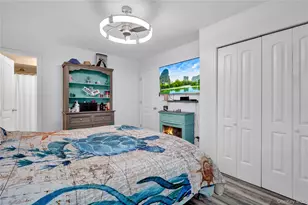 31 Roneck Ct, Shirley, NY 11967 - Photo 14