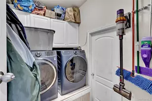 31 Roneck Ct, Shirley, NY 11967 - Photo 16