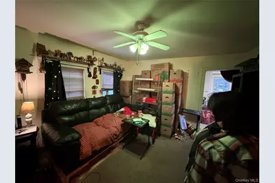 31 Huber Place, Yonkers, NY 10704 - Photo 12