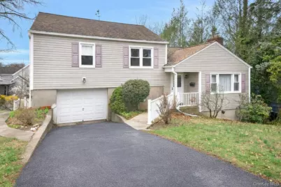 250 Fifth Street, Mamaroneck, NY 10543 - Photo 2