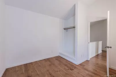 606 E Jericho Turnpike, Huntington Station, NY 11746 - Photo 8
