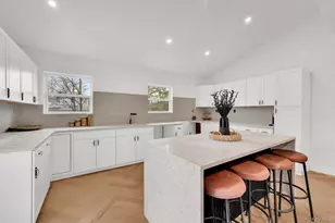 48 Sperry Ct, New Hyde Park, NY 11040 - Photo 10