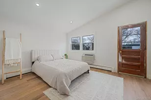 48 Sperry Ct, New Hyde Park, NY 11040 - Photo 16