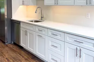 22 Brian Dr, East Islip, NY 11730 - Photo 4