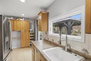 408 Balmville Terrace, Newburgh, NY 12550 - Photo 10