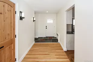 61 Preston St, Huntington, NY 11743 - Photo 4