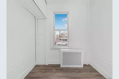 1062 Calhoun Avenue, Bronx, NY 10465 - Photo 22