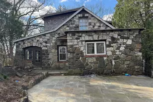 2119 Maple Ave, Cortlandt Manor, NY 10567 - Photo 2